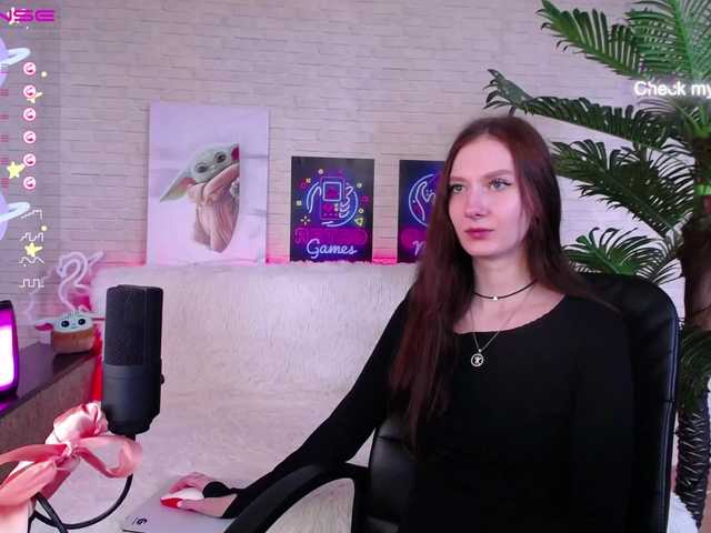 Ringhäälingupildid KiraRumGirl