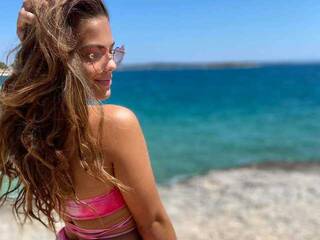 Erootiline videovestlus AaliyahHadid