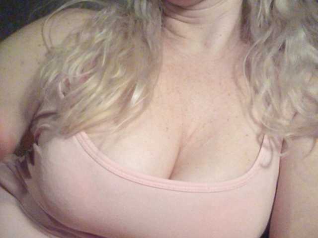 Ringhäälingupildid Abbi-love