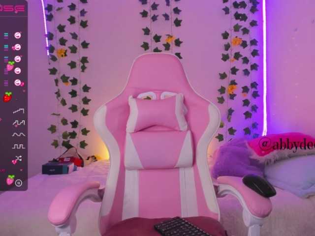 Ringhäälingupildid abby-deep