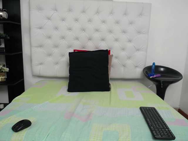 Ringhäälingupildid abby-johnson