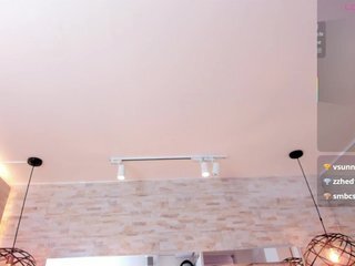 Erootiline videovestlus AdaraScot