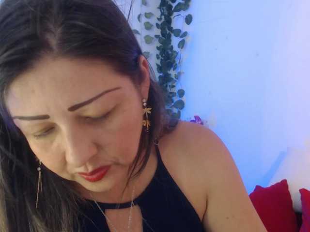 Fotod Addison04 hello, follow me so that bonga enables me on twitter´´the sound of the tokens excites me´´ #mature #milf #bigass #bigboobs #dominatio @total n @sofar @remain