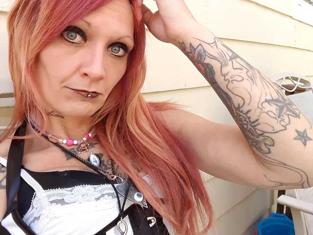 Profiili foto Adelaideskyy