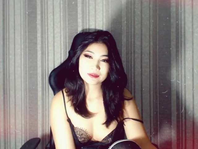 Fotod adellasweety #cum show#get naked#sguirt#asian play with pussy