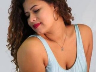 Erootiline videovestlus Adelle32
