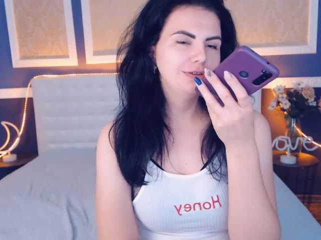 Ringhäälingupildid AdelMia