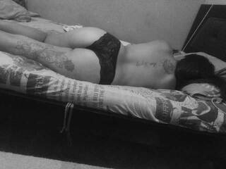 Erootiline videovestlus adhara02