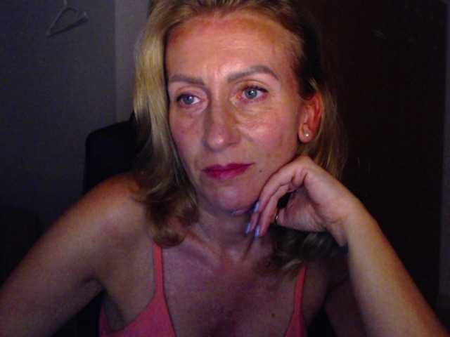 Ringhäälingupildid AdreySmith