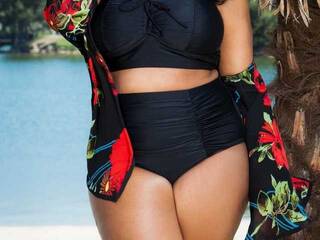 Erootiline videovestlus Africansexxy