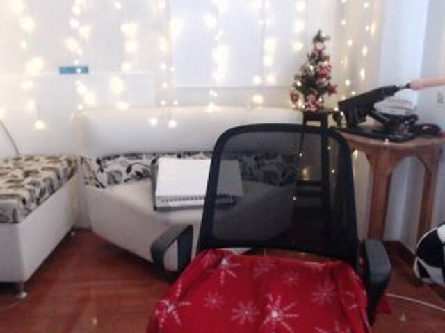 Ringhäälingupildid AhriBluff