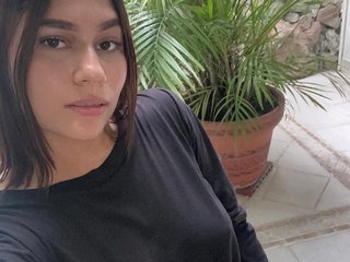 Erootiline videovestlus AidaBitar