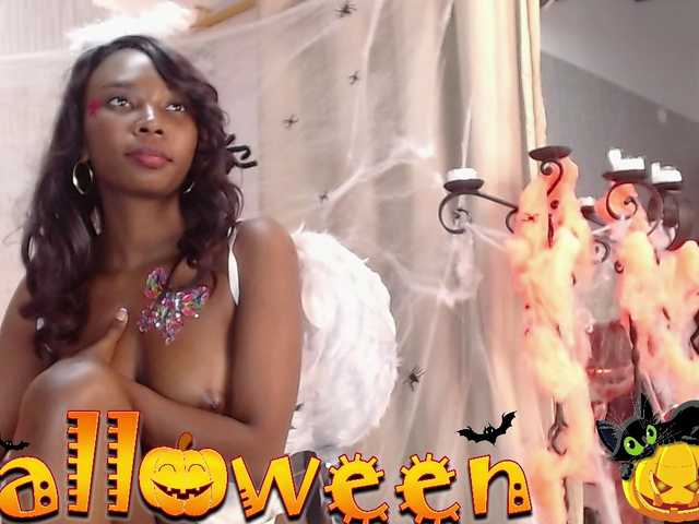 Ringhäälingupildid AishaBrown