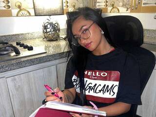 Erootiline videovestlus Alana-11