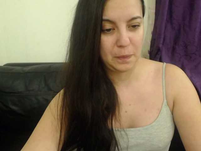 Ringhäälingupildid AleeCherry