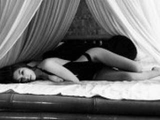 Erootiline videovestlus alexalarch