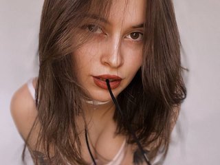 Erootiline videovestlus AliceMonta