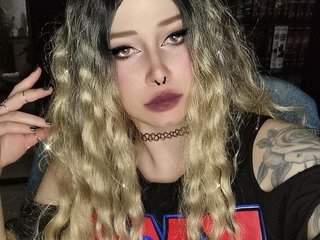 Erootiline videovestlus Alice--Rabbit