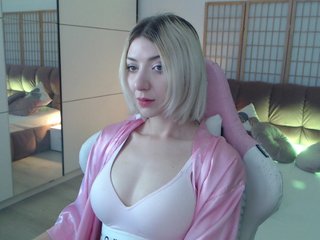 Erootiline videovestlus alice-doll