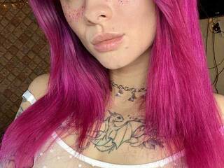 Erootiline videovestlus Alice-Yui