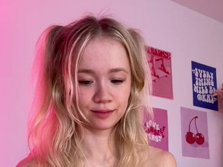 Erootiline videovestlus alicecutey