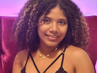 Erootiline videovestlus AliceRiver