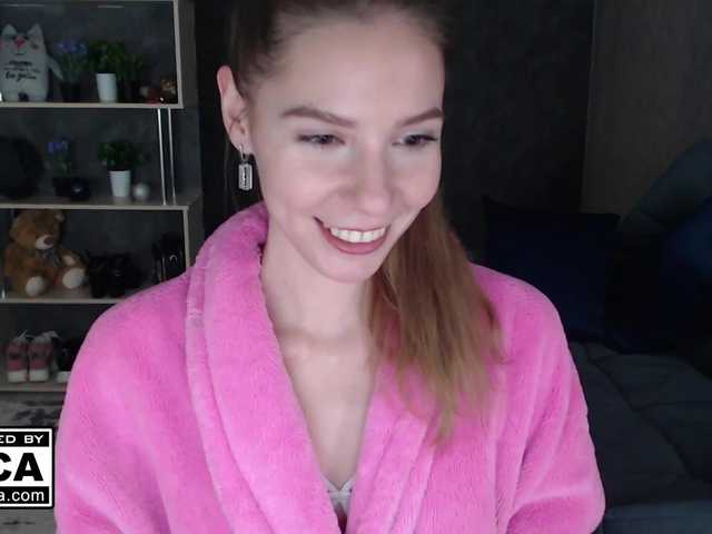 Fotod AliceSmile Hi, I'm new! My nickname: Alice Smile)) I came here to communicate and earn money, I'm really looking forward to your support! Full private and the group are open. The goal for today Is to wear a bikini @total , already collected @sofar , left @re
