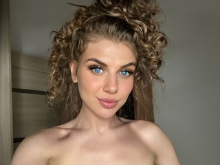 Erootiline videovestlus JustAlice