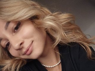 Erootiline videovestlus BlondeAlien