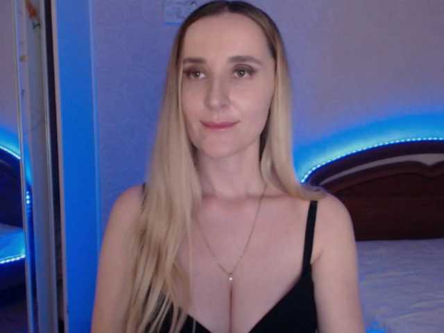 Fotod Alina-Lovely Hey I am Alina!Lovense on,works from 10 tk. c2c 40 tk . Clic love. HELP ME PUT MY CAMSCORE HIGH TIP 2 TK MANY TIMES HELP ME WITH TOP TIP ME 100 TK