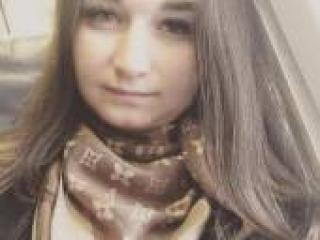 Erootiline videovestlus alinamelisa