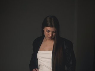 Erootiline videovestlus alinasex
