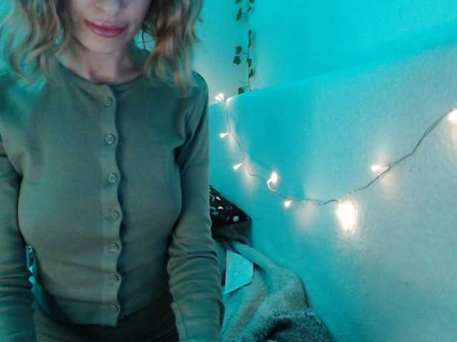Fotod Alisa-Nora hi im Alisa * favorite vib 25 50 88 181* when i feeel good -you will see me naked and squirt* want me 69*show face 77* snap 888*