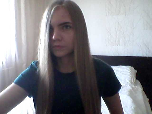 Fotod alisekss8 Hello boys!) Glad to see you in my room)) I wanted to share with you, I'm going on a beautiful trip)) fulfill my dream?)