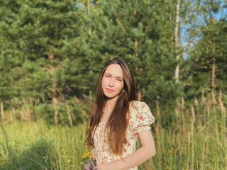 Erootiline videovestlus AliseRoze