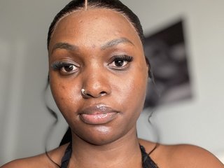 Erootiline videovestlus Alisyah