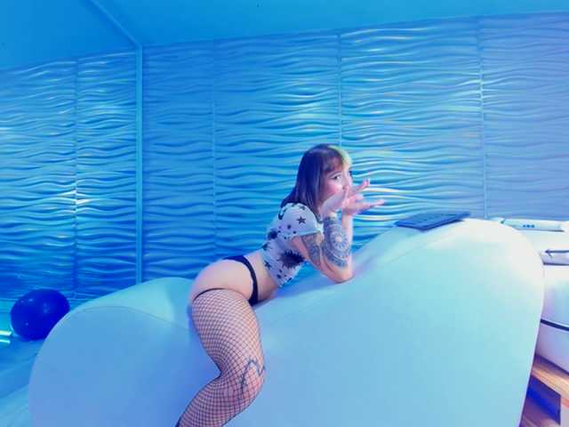 Ringhäälingupildid AlliceBlue