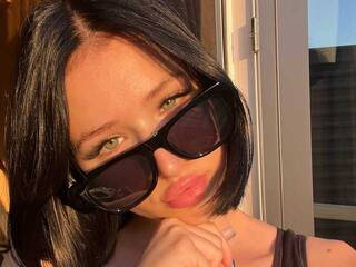 Erootiline videovestlus Ally-nin