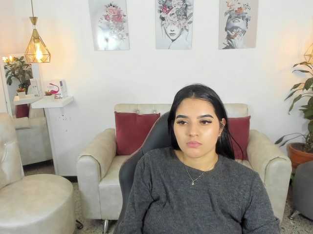 Fotod alondra-saenz Hi guys, I'm new here, follow me and make me cum with your tips!!♥♥♥ toys!800tkns