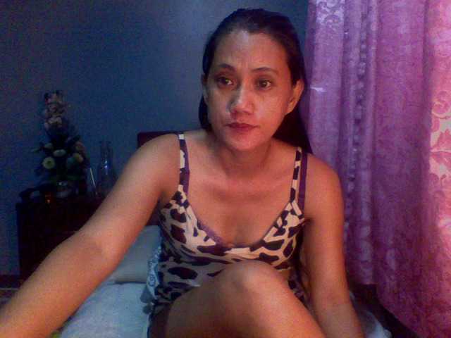 Fotod althea23 I love to share affection and intimacy. With me, you can expect lots of smiles, giggles and kisses. I do not discriminate against age, nationality, gender identity, sexuality, religion, or handicap.