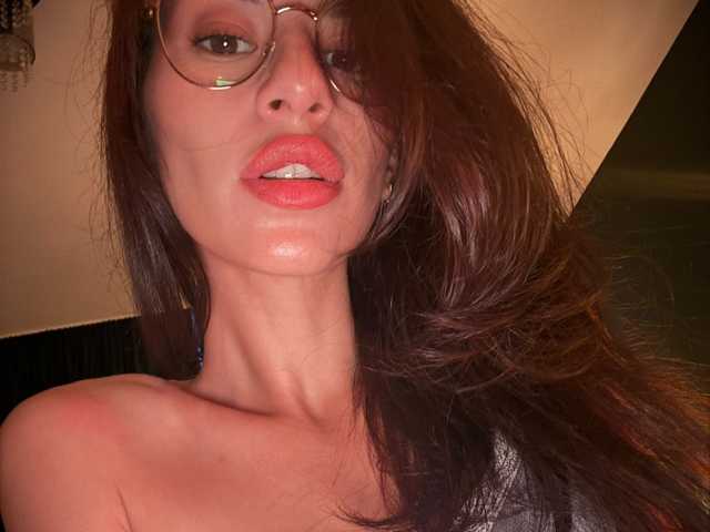 Profiili foto alyonaqueen