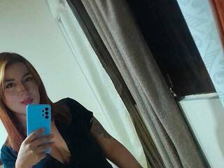 Erootiline videovestlus AMADORAa