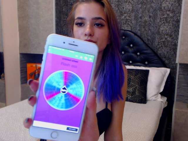 Ringhäälingupildid AmaliaKeys