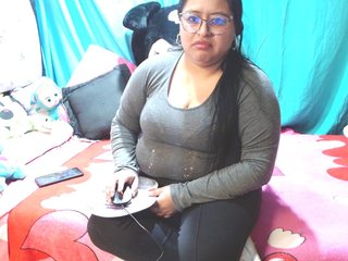 Erootiline videovestlus AMARAA17