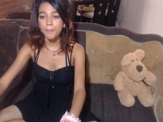 Fotod ambertricks little gril looking for my hero make me squirt [none] 333
