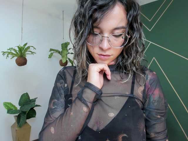 Fotod AmyAddison I want to meet you, tell me your sexual fantasies!! play nipples0