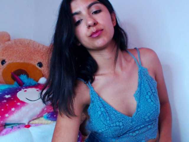 Ringhäälingupildid AnahiBrowns