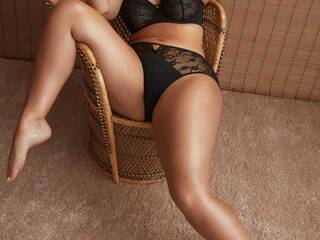 Erootiline videovestlus AnalEbony