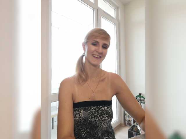 Fotod Besenok05 Hello everyone, I'm Nastya. You please me, I will please you)). Lovens from 2tkn, strongest vibration 110tkn. Don't forget to put love, it's free. Dildo in private or group