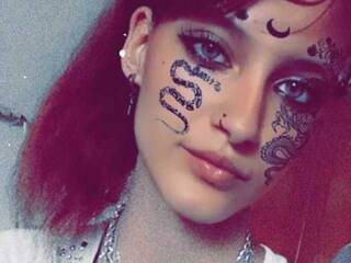 Erootiline videovestlus AngelDeatha